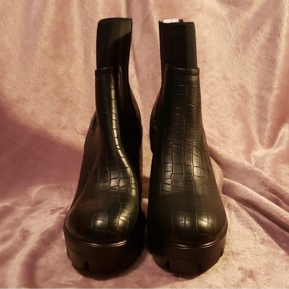 Ankle Boots. brand new by SHEIN